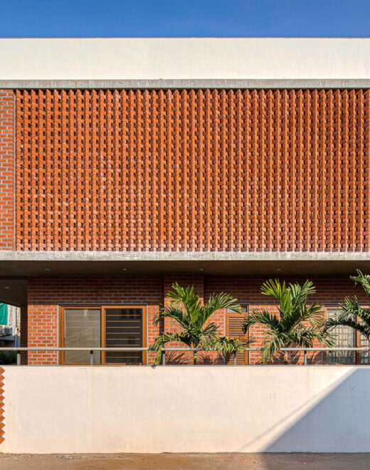 Brick-Screen-House
